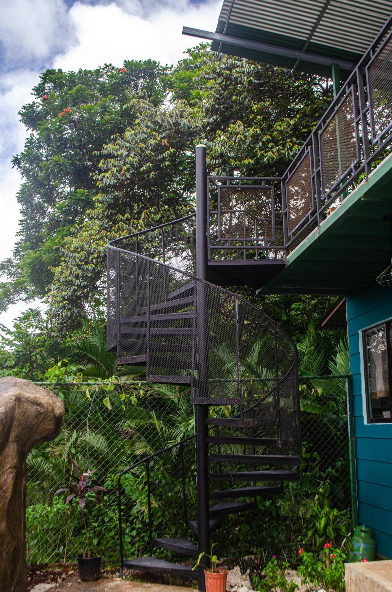 The Jungle Container Acomodação com café da manhã Quepos Exterior foto